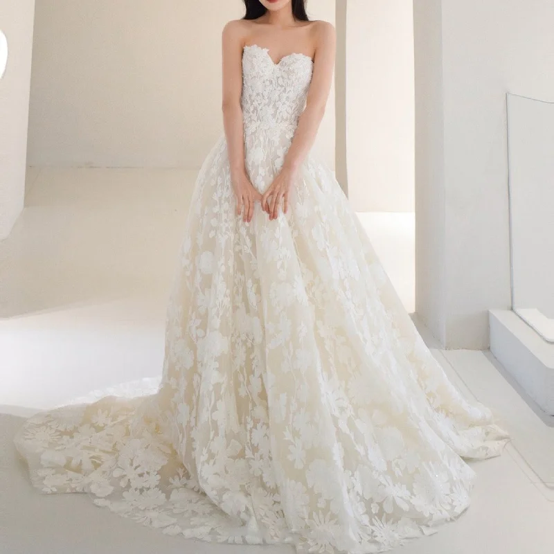 A-line Strapless Lace Wedding Dress and Bridal Gown with Sweetheart