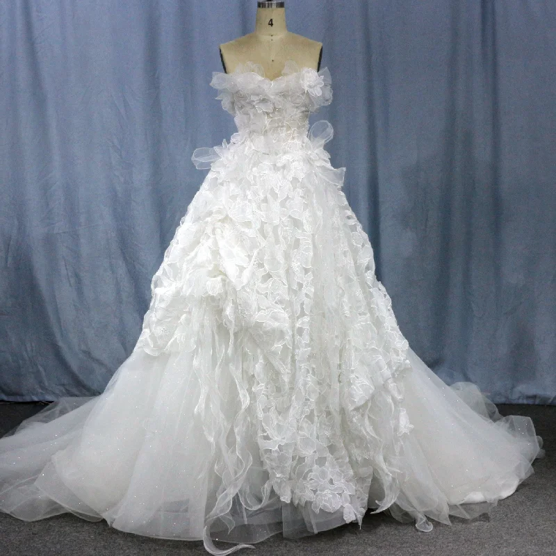 Strapless Vneck Neckline A-line Wedding Dress With Pearls