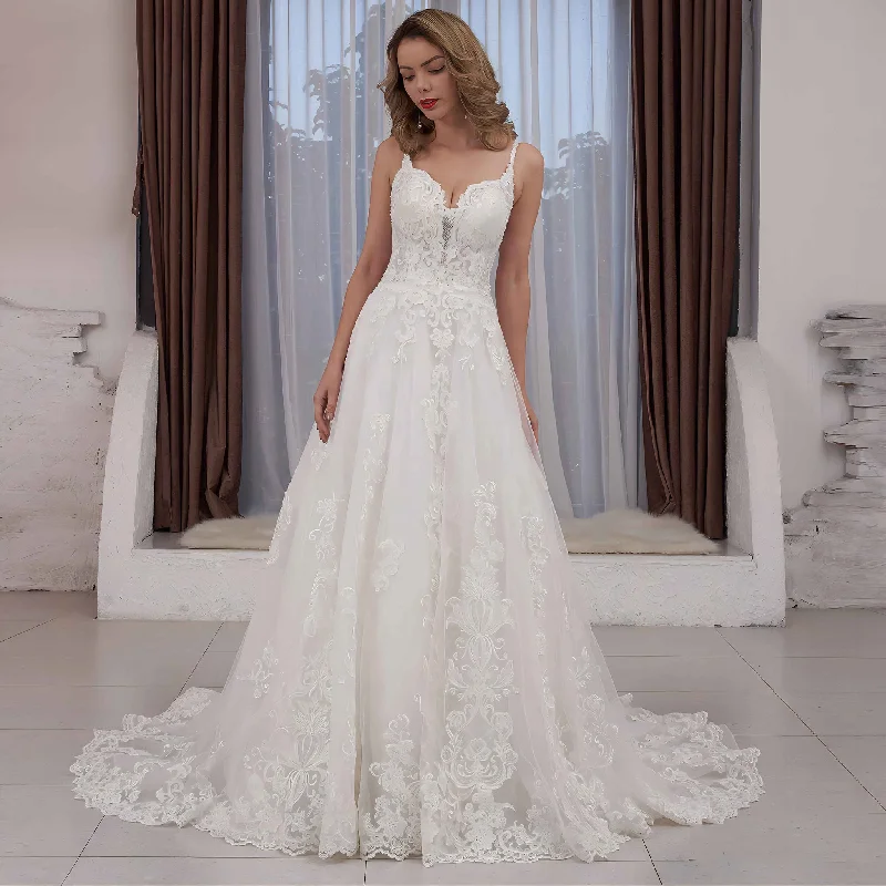 Trendy Plunging Spaghetti Straps A-line Lace Tulle Wedding Dress