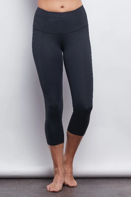 Black Contour Crop Legging